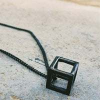 COLGANTE CUBO NEGRO