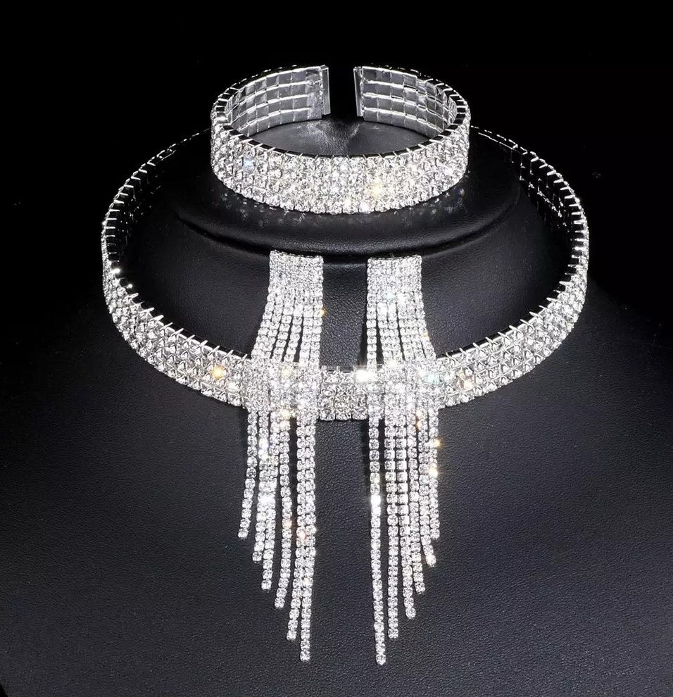 SET BRILLANTE DE GARGANTILLA PULSERA Y PENDIENTES