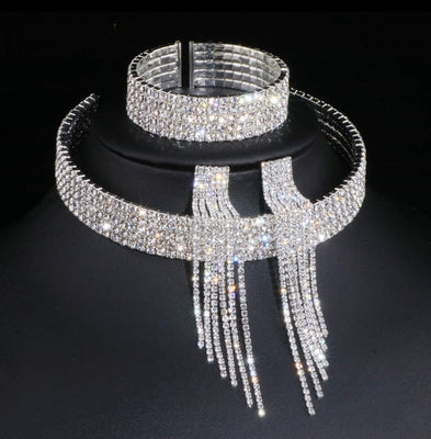 SET BRILLANTE DE GARGANTILLA PULSERA Y PENDIENTES