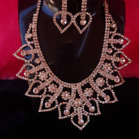 SET GOTA DE AGUA GARGANTILLA Y PENDIENTES