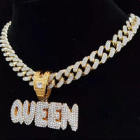 COLGANTE QUEEN BRILLANTES LETRAS G